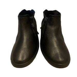 ECCO Women's Soft 8 Low Bootie Leather Sneaker